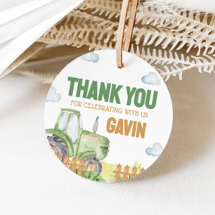 Étiquettes Cadeau Garçon Green Tractor fête d'anniversaire ronde