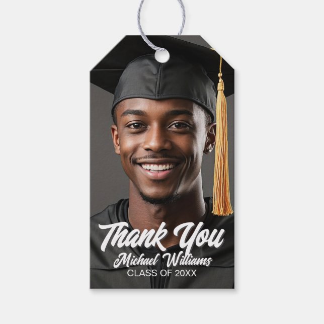 Étiquettes-cadeau Graduate Photo Bold Script Graduation Party (Devant)