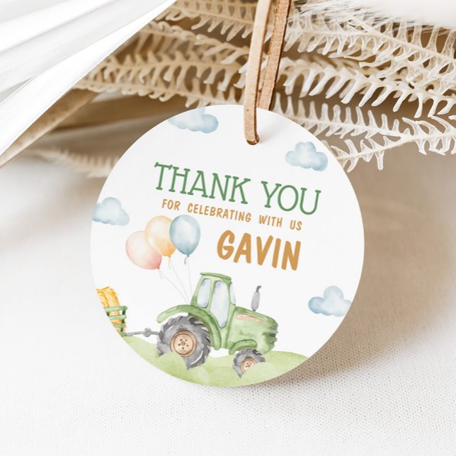 Étiquettes Cadeau Green Tractor Farm Anniversaire Fête ronde (Green Tractor Birthday Party Favor Tags)