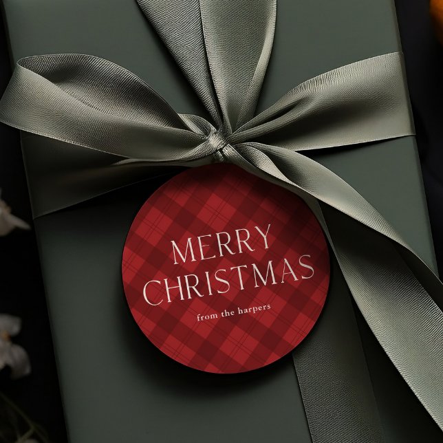 Étiquettes Cadeau Joyeux cadeau de Noël Red Plaid (Modern red plaid rustic merry Christmas gift tag.)