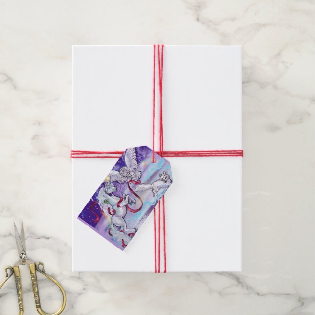 Étiquettes-cadeau La licorne mystique dans la neige (With Twine)
