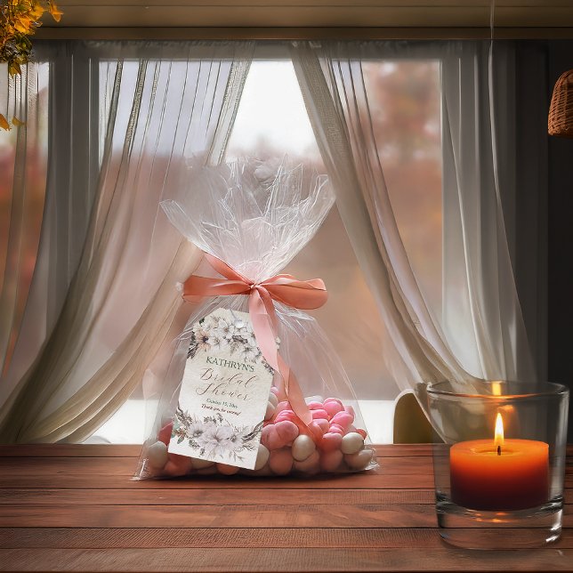 Étiquettes-cadeau Mariage Bohème Automnal aux Tons Apaisés (Boho Muted Fall Floral and Grapevine Wreath "Fall in Love" Bridal Shower Collection Favor Tags)