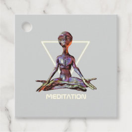 Étiquettes Cadeau Méditation. Alien en pose tranquille