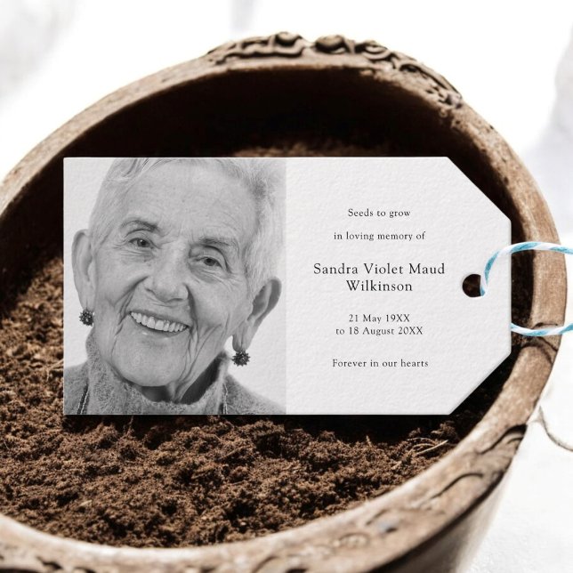 Étiquettes-cadeau Memorial Seed Packet Funeral Favoriser photo moder (modern black and white gift seed packet tag with a photo and text template )