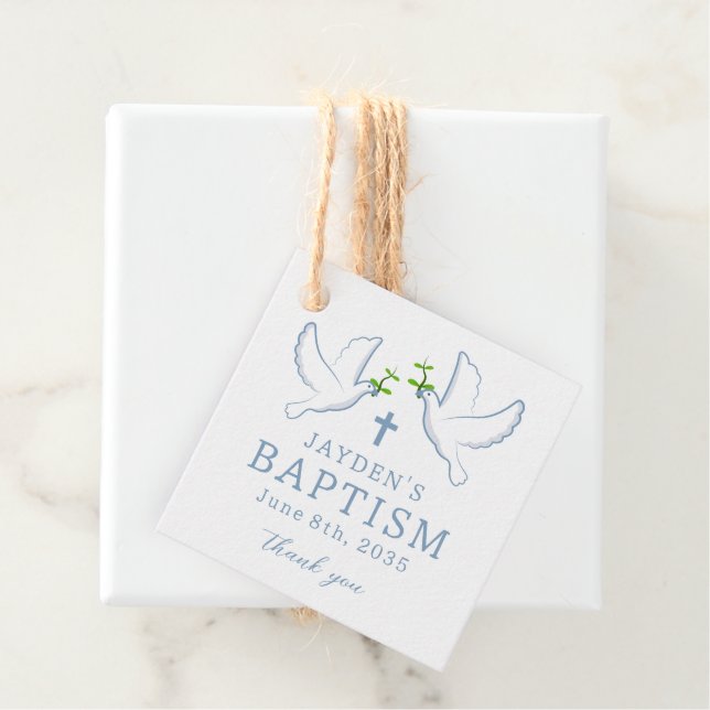 Étiquettes Cadeau Merci de baptême du garçon bleu de la colombe (En situation)