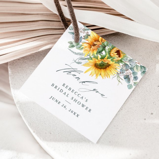 Étiquettes Cadeau Merci de Fête des mariées de tournesol rustique (Elegant rustic sunflower eucalyptus white bridal shower thank you favor card.)