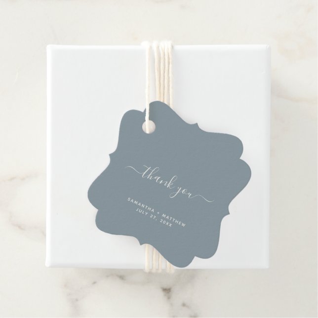 Étiquettes Cadeau Merci Script Dusty Blue Sea Mariage en verre (En situation)