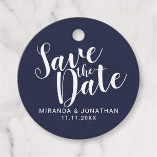 Étiquettes Cadeau Modern Script Marine Blue Wedding Enregistrer la d