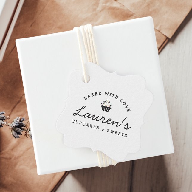 Étiquettes Cadeau Moderne Retro cuit avec des gâteaux d'amour (Créateur téléchargé)