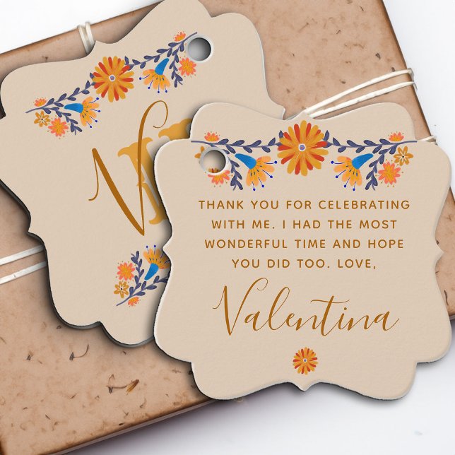 Étiquettes Cadeau Monogramme Floral mexicain Boho occidental (Monogrammed favor tags for Quinceanera or other occasion with western boho mexican floral design)