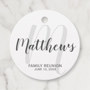 Étiquettes Cadeau Monogramme moderne personnalisé et nom de famille