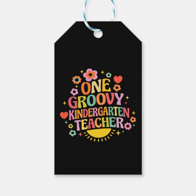 Étiquettes-cadeau One groovy kindergarten teacher (Devant)