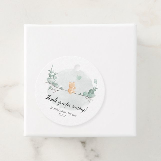 Étiquettes Cadeau Ours et baby shower à l'eucalyptus (En situation)