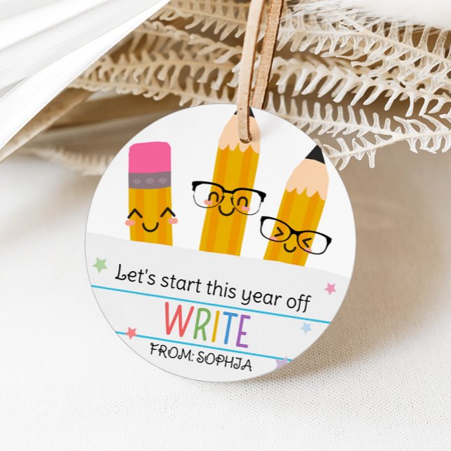 Étiquettes Cadeau Papier crayon de retour à l'école (Paper Pencil Back to School Round Favor Tags)