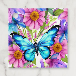 Étiquettes Cadeau Papillon bleu dans un champ de fleurs