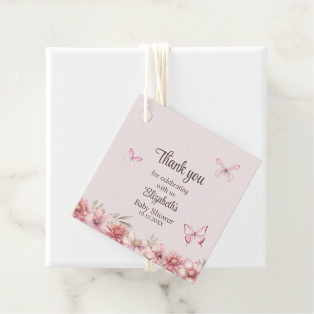 Étiquettes Cadeau Papillons roses & Fleurs Baby shower Merci (En situation)