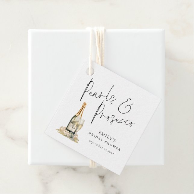 Étiquettes Cadeau Perles et Prosecco Elegant Script Fête des mariées (En situation)