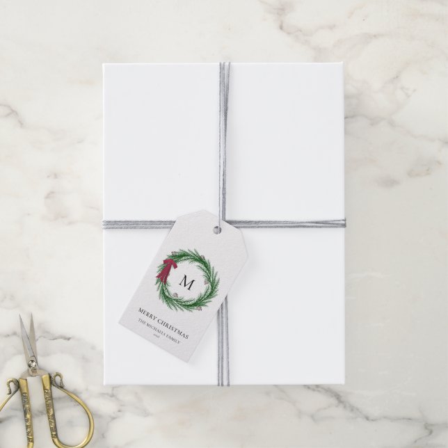 Étiquettes-cadeau Pin rustique Aquarelle Vacances Wreath Monogramme  (Avec de la ficelle)