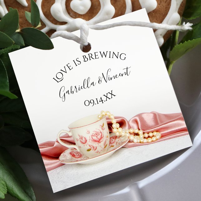 Étiquettes Cadeau Pink Floral Tea Cup Pearls L'amour brasse Mariage (Créateur téléchargé)
