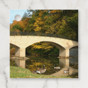Étiquettes Cadeau Pont Rainbow à l'automne au Grove City College