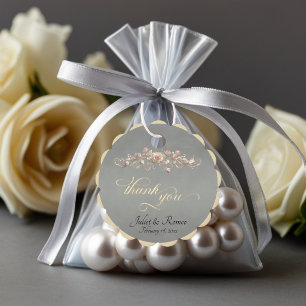 Étiquettes Cadeau Rose Scroll & Monogram - Sauge à festons