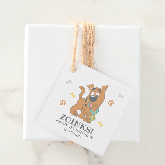 Étiquettes Cadeau Scooby-Doo 1er anniversaire (En situation)
