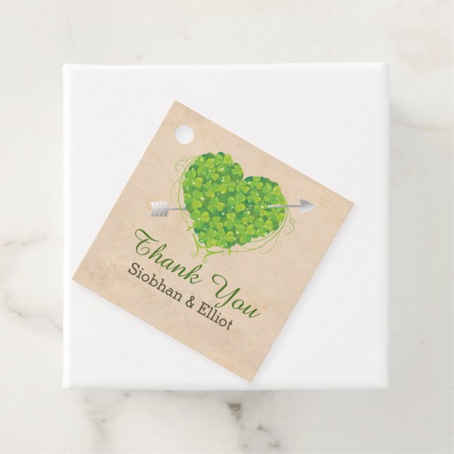 Étiquettes Cadeau Shamrock irlandais Merci de coeur personnalisé (En situation)