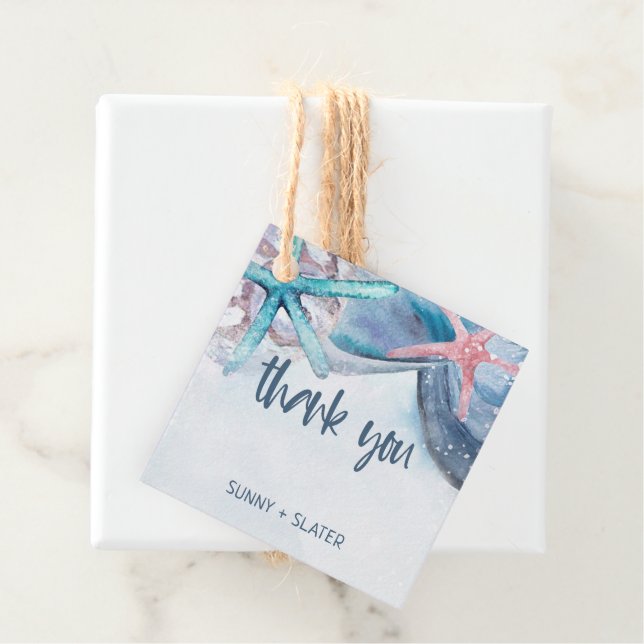 Étiquettes Cadeau Shellabration | Étoile de mer de plage Coquillages (En situation)