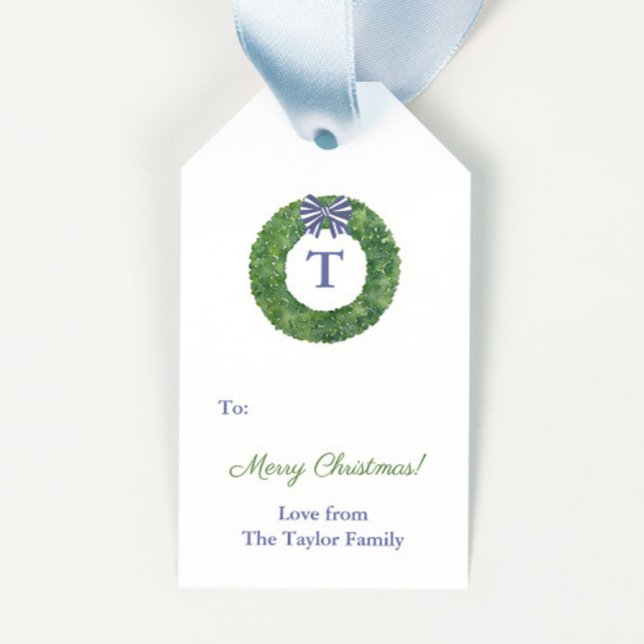 Étiquettes-cadeau Simple Elégant Verdure Wreath Joyeux Noël (Preppy Boxwood wreath with blue and white bow and monogram merry christmas gift tags)