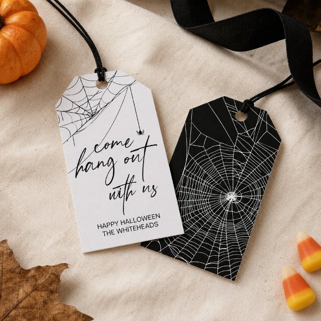 Étiquettes-cadeau Soirée Halloween: Venez Vous Amuser Avec Nous (Invite everyone to “come hang out” with these delightfully spooky Halloween gift tags! )