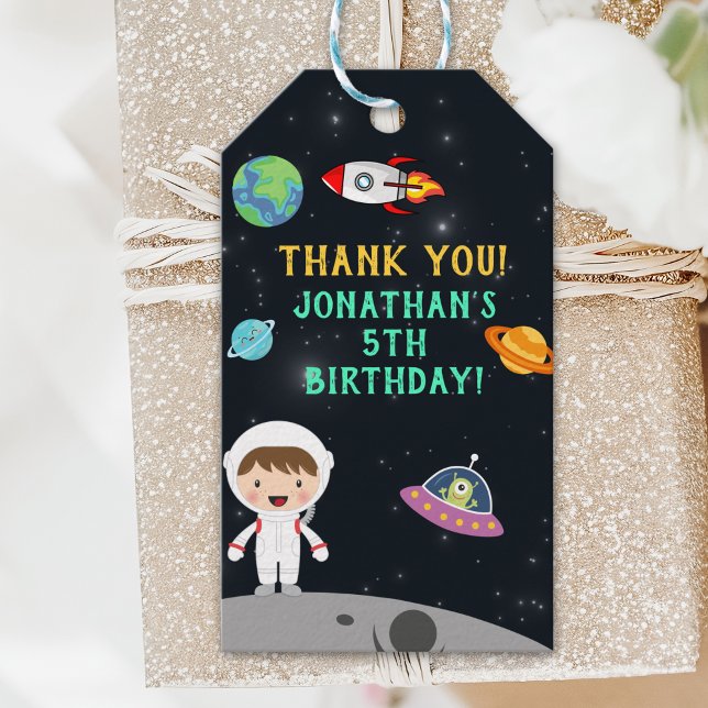 Étiquettes-cadeau Space Astronaut Birthday Gift - Customizable" (Créateur téléchargé)