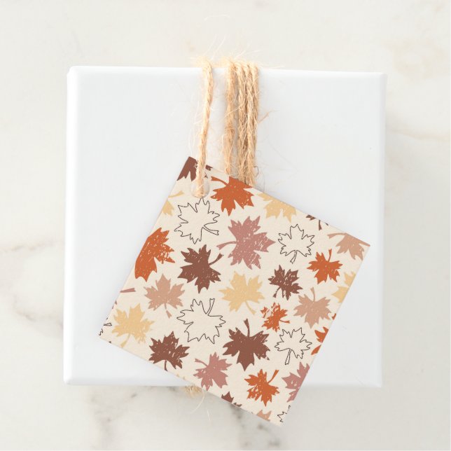 Étiquettes Cadeau Thanksgiving jour design, automne feuilles naturel (En situation)