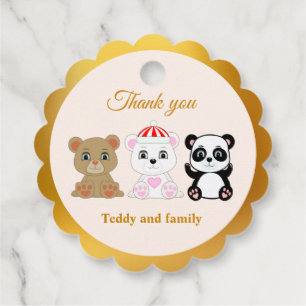 Étiquettes Cadeau Trois ours mignons vous remercient sur un beige do