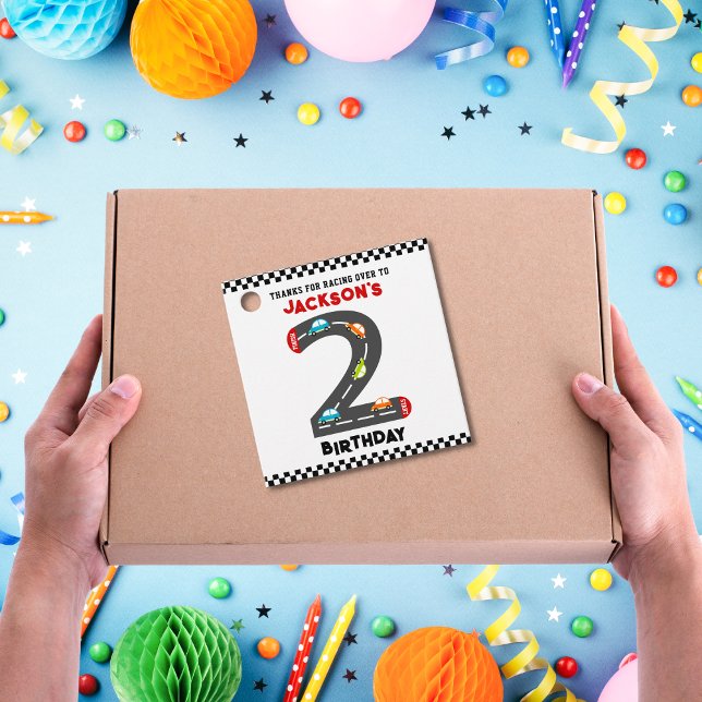 Étiquettes Cadeau Voitures de course Deuxième anniversaire Fête des  (Créateur téléchargé)