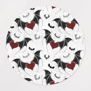 Étiquettes Coeur d'Halloween avec ailes de chauve-souris noir