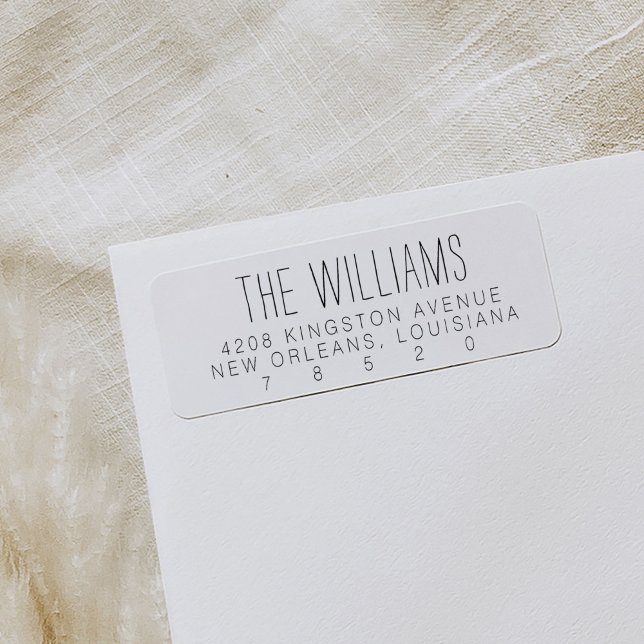 Étiquettes d'adresse de retour minimalistes (White and black simple modern minimalist return address labels.)