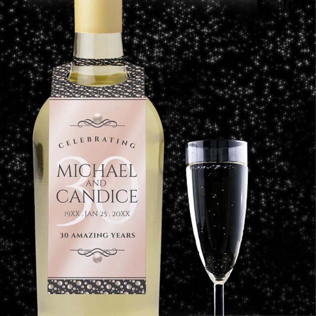 Étiquettes Pour Bouteilles Célébration élégante du 30e anniversaire de mariag (30th pearl wedding anniversary with champagne flute on a starry night sky.)