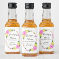 Baisers de papillon pour la future Mme Shower de m