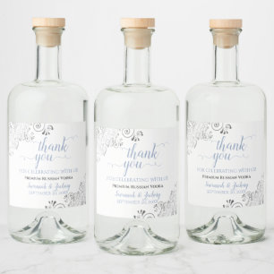 Étiquettes Pour Bouteilles De Liqueur Dentelle d'argent Dusty Blue sur Merci Mariage bla
