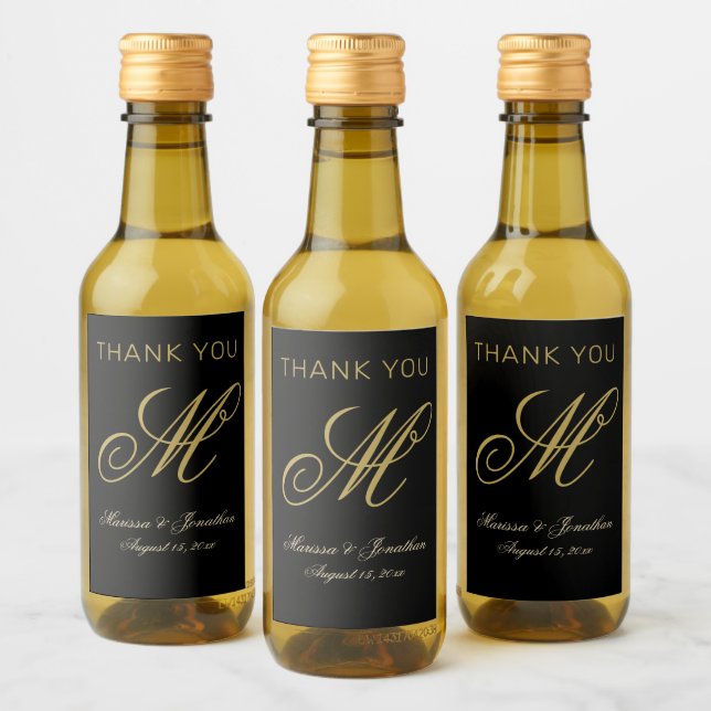 Étiquettes Pour Bouteilles De Vin Élégant Monogramme Or Script Mariage noir (Bouteilles)