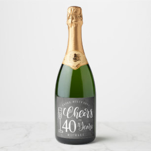 Étiquettes Pour Bouteilles De Vin Mousseux À boire à tout âge tableau noir hommes joyeux anni