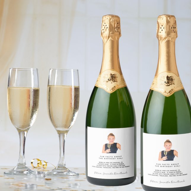 Étiquettes Pour Bouteilles De Vin Mousseux Anniversaire fun faits biographie blanc photo (Créateur téléchargé)