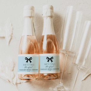 Étiquettes Pour Bouteilles De Vin Mousseux Bleu Elle noue le noeud