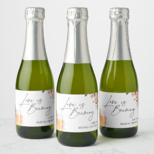Étiquettes Pour Bouteilles De Vin Mousseux L'amour de bière est en train de brasser Shower de