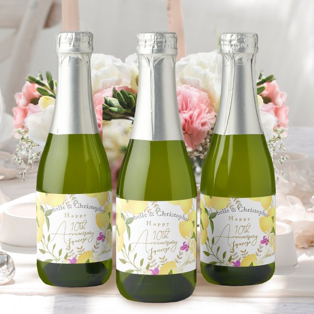 Étiquettes Pour Bouteilles De Vin Mousseux Lemon Squeeze  (10th Wedding Anniversary Lemon Squeeze Sparkling Wine Label)