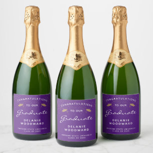 Étiquettes Pour Bouteilles De Vin Mousseux Purple White Script Gold Casquette Graduation