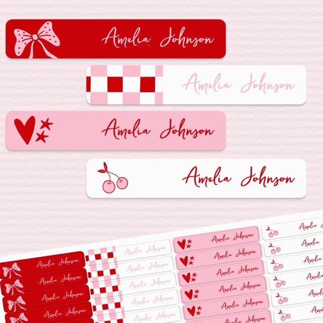Étiquettes Red Cherry & Pink Bows Waterproof Kids Name (Waterproof kids name labels with coquette cherries & bow and pink & red checkerboard pattern.)