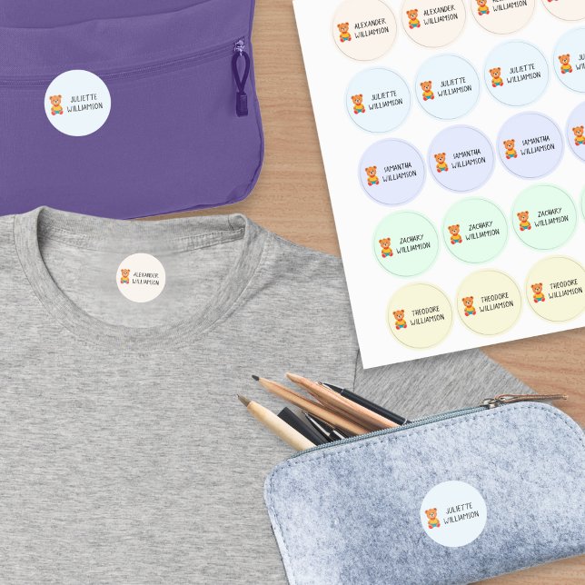 Étiquettes Teddy Bear Kids Nom du vêtement (A set of personalized name labels for kids, in pastel colors with teddy bear on each one)