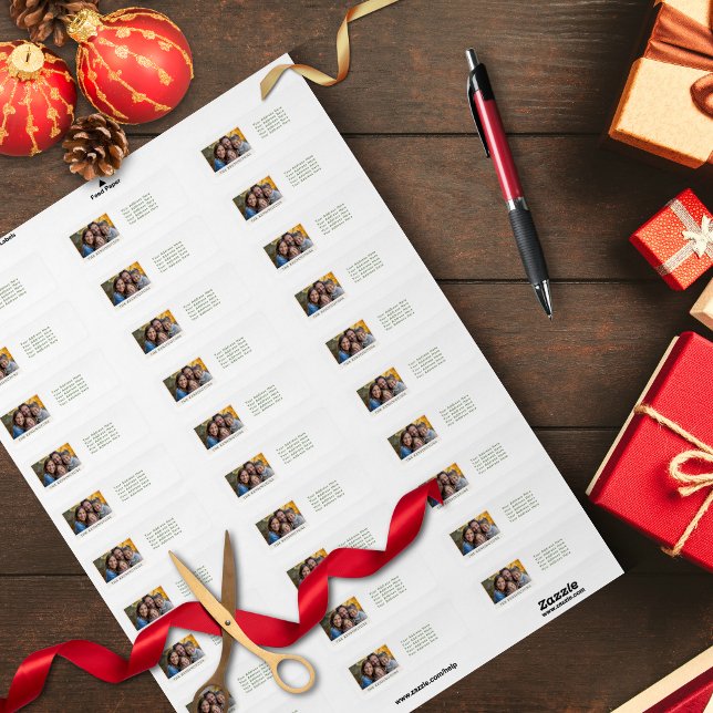 Étiquettes traditionnels de vacances Plaid/Tartan (Traditional plaid/tartan return address Christmas labels.)