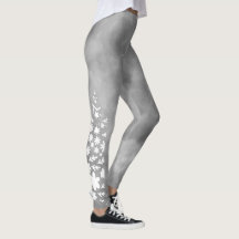 Étoile grise et leggings floraux - Chic esthétique